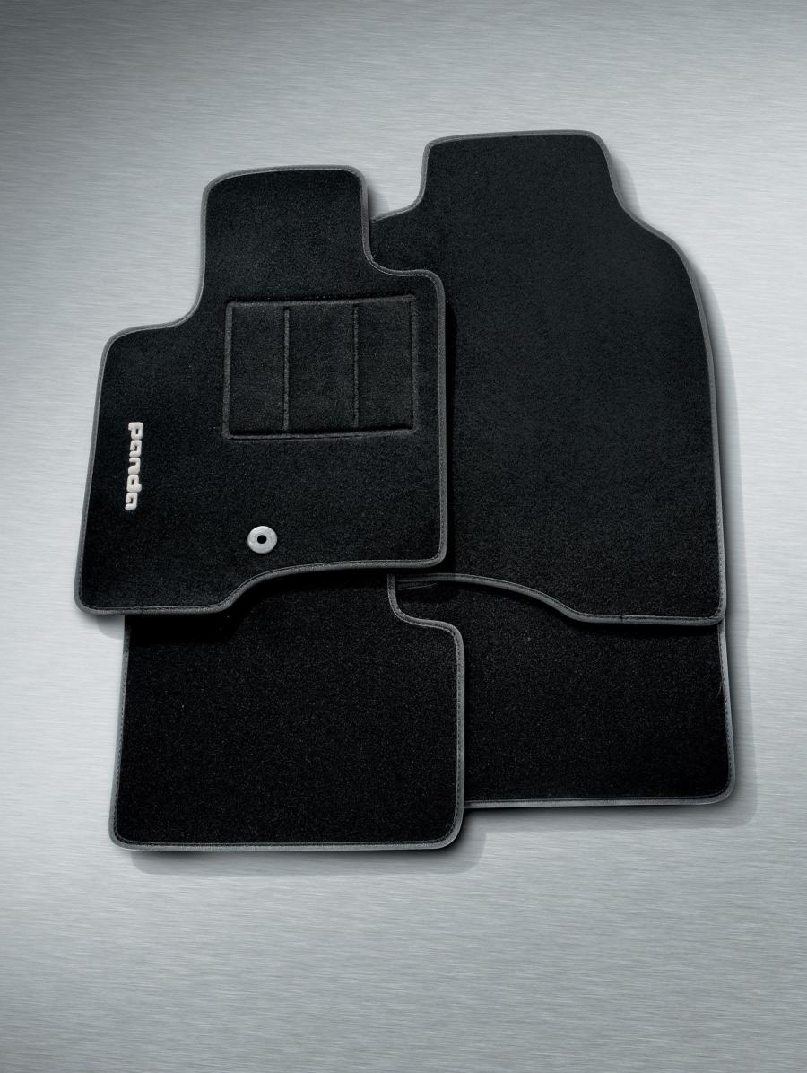  Fiat Panda Accessories 2012 года  (фото 4 из 31)